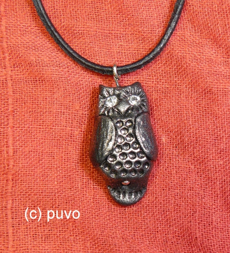 Eule als Anhänger aus Fimo, design by von puvo productions