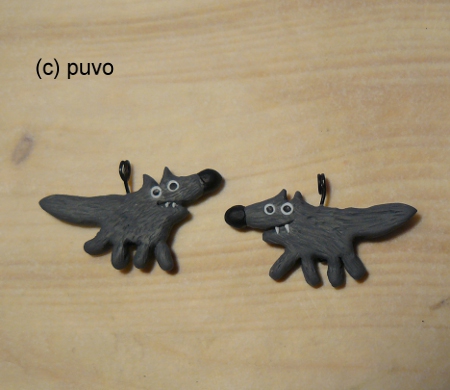 Wölfe aus Fimo als Kettenanhänger / Ohrringe, design by puvo productions