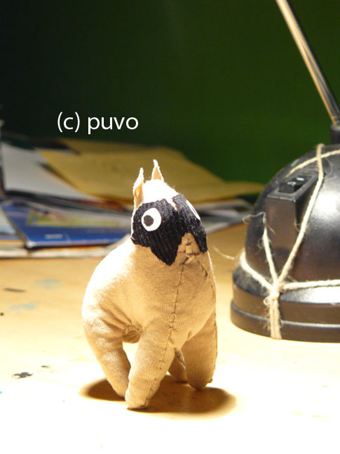 Prototyp eines Boxers aus Stoff. Design von puvo productions.